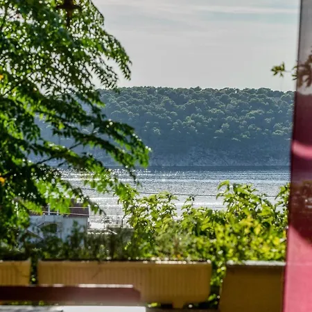 Marisol Barbat Apartman *