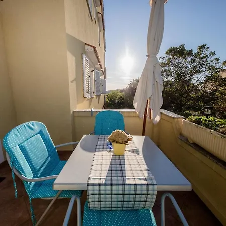 Marisol Barbat Apartman *
